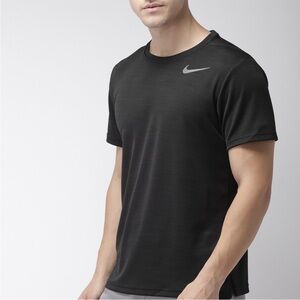 🩷FIRM PRICE🩷 Nike Dri Fit Tee